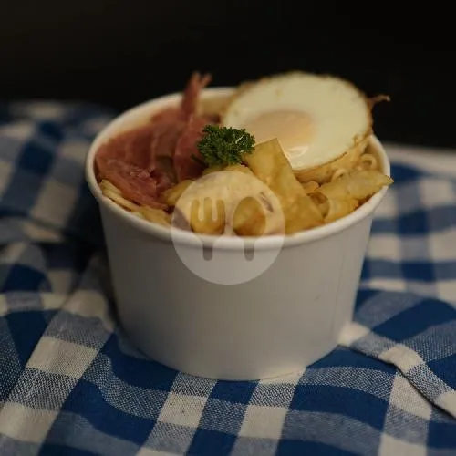 Mie Curry Smoked Beef