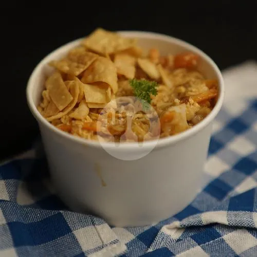 Mie Nyemek Special